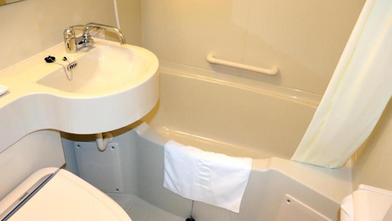 Toyoko Inn Hiroshima-Eki Shinkansen-Guchi No.2 Экстерьер фото