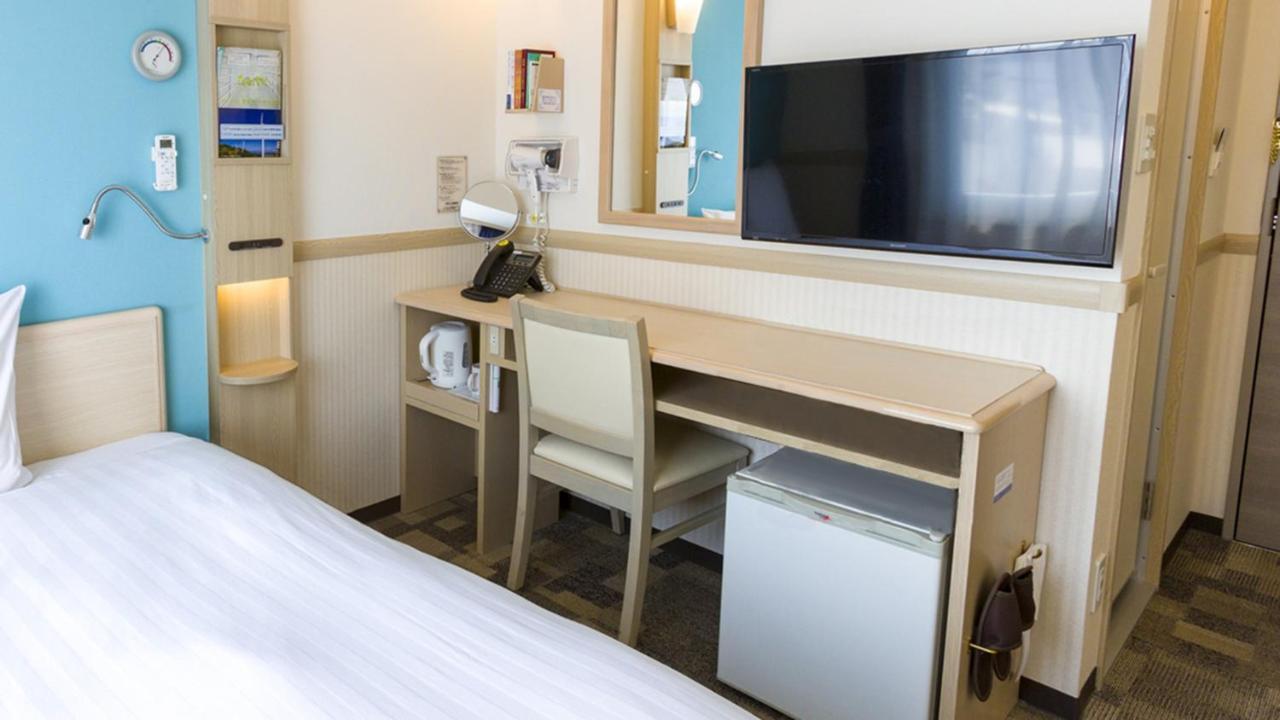 Toyoko Inn Hiroshima-Eki Shinkansen-Guchi No.2 Экстерьер фото